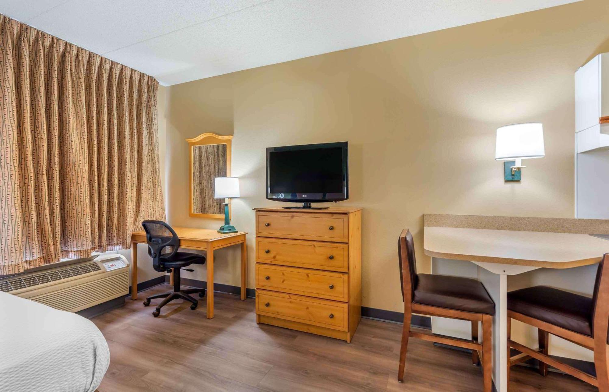 Extended Stay America Select Suites - Chicago - Lombard - Oakbrook Oakbrook Terrace Exteriér fotografie