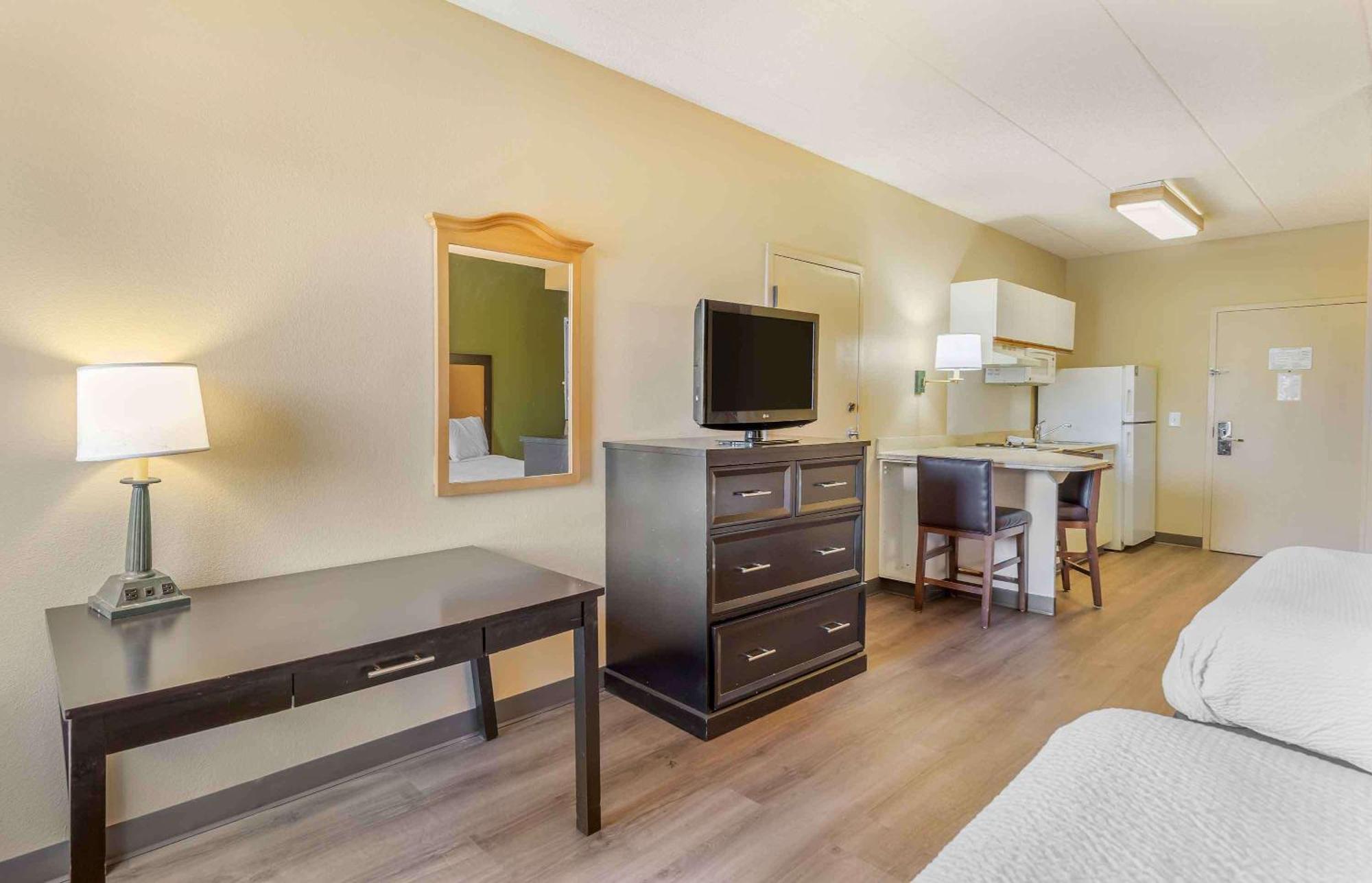 Extended Stay America Select Suites - Chicago - Lombard - Oakbrook Oakbrook Terrace Exteriér fotografie